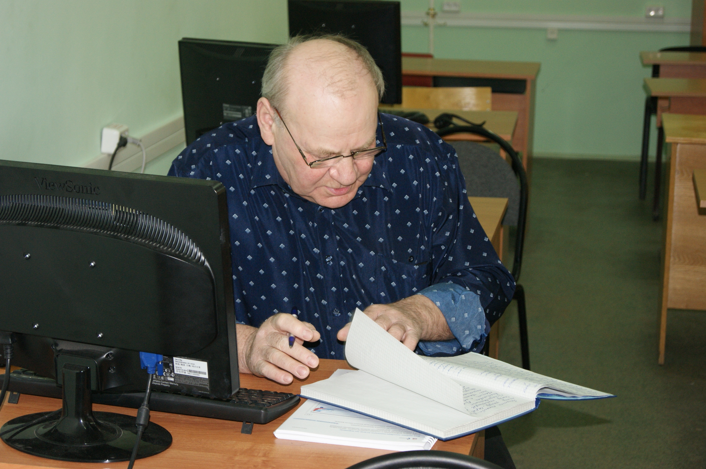 Работа для пенсионеров в новгород