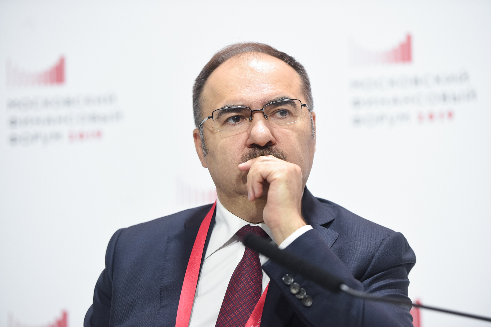 Не опух ли от денег глава пенсионного фонда РФ? Омское областное отделение КПРФ
