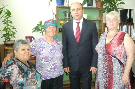 Начальник Отдела ПФР в городе Адыгейске Адам Мугу провел выездной прием граждан