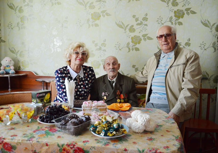 Ветерана Великой Отечественной войны поздравили со 100-летним юбилеем