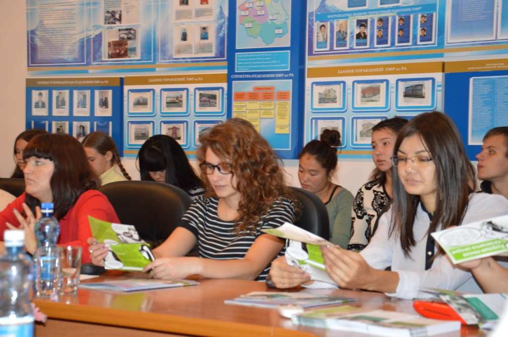 Школьникам и студентам Республики Алтай, собирающимся подработать летом, необходимо оформить СНИЛС