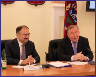 Председатель Правления ПФР Антон Дроздов провел в Алтайском крае совещание по организации работы ЕГИССО