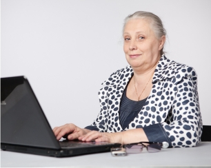 В десятку!: Алтай вошел в топ регионов России по количеству онлайн-заявлений на назначение пенсии