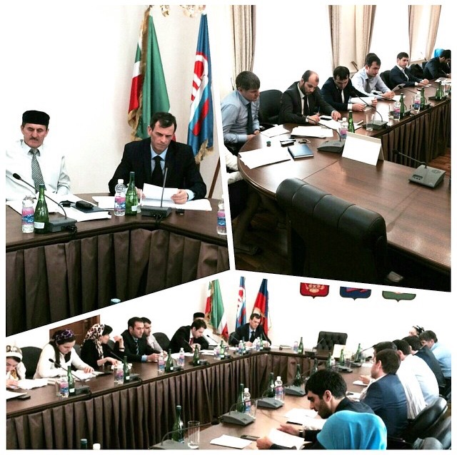 В Отделении ПФР по Чеченской Республике обсудили порядок применения нового законодательства