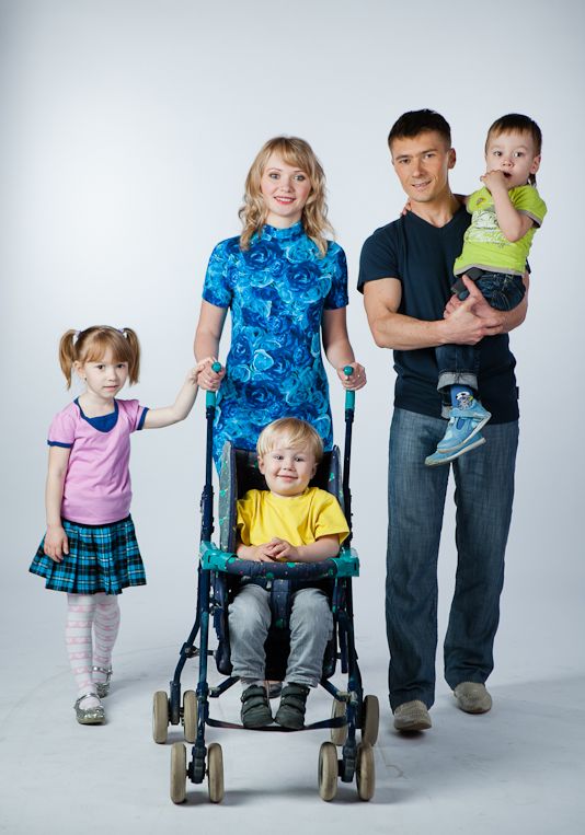 Женщины, родившие пятерых и более детей и воспитавшие их  до восьми лет, имеют право уйти на заслуженный отдых в 50 лет