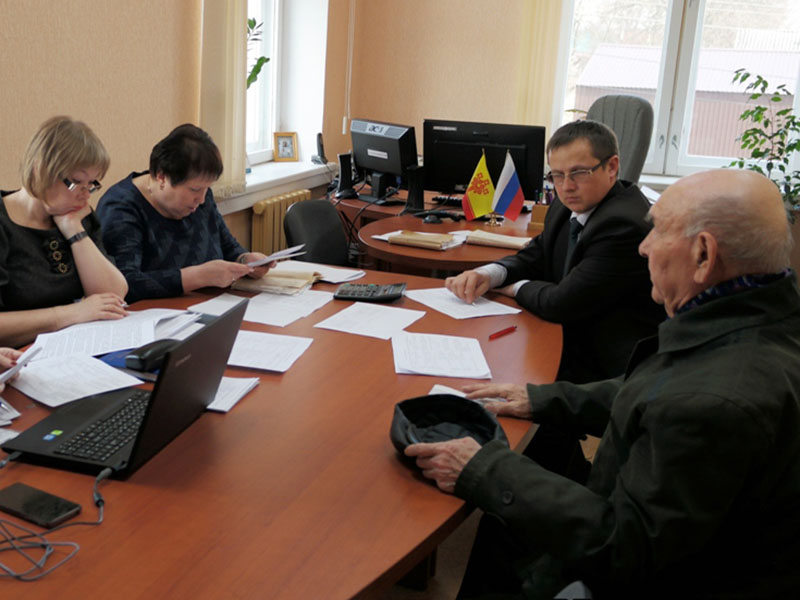 Отделение ПФР по Чувашии провело в Ядрине выездной прием и встречи с населением 