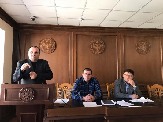 Представители Шамильского Управления Пенсионного фонда рассказали бухгалтерам района о необходимости сбора данных по зарплате сотрудников бюджетной сферы