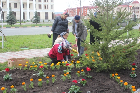 Пенсионный фонд Республики Ингушетия присоединился к республиканскому субботнику