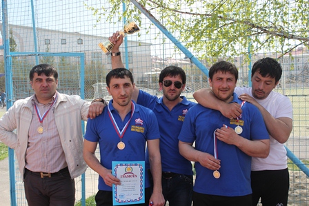 В Магасе прошел турнир по волейболу