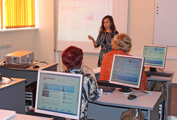 Иркутские пенсионеры освоили «Азбуку Интернета»