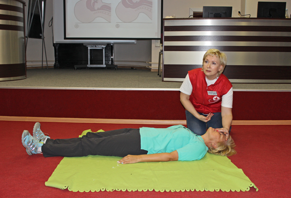 Специалисты клиентских служб ПФР в г. Иркутске  прошли обучение навыкам оказания первой помощи