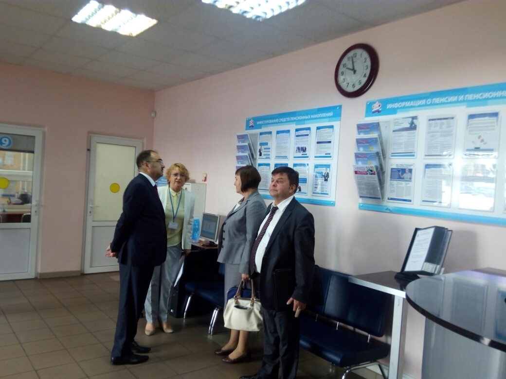 Антон Дроздов посетил ОПФР по Калининградской области 