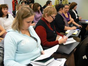  Пенсионный Фонд обучает страхователей по заполнению и представлению ежемесячной отчетности