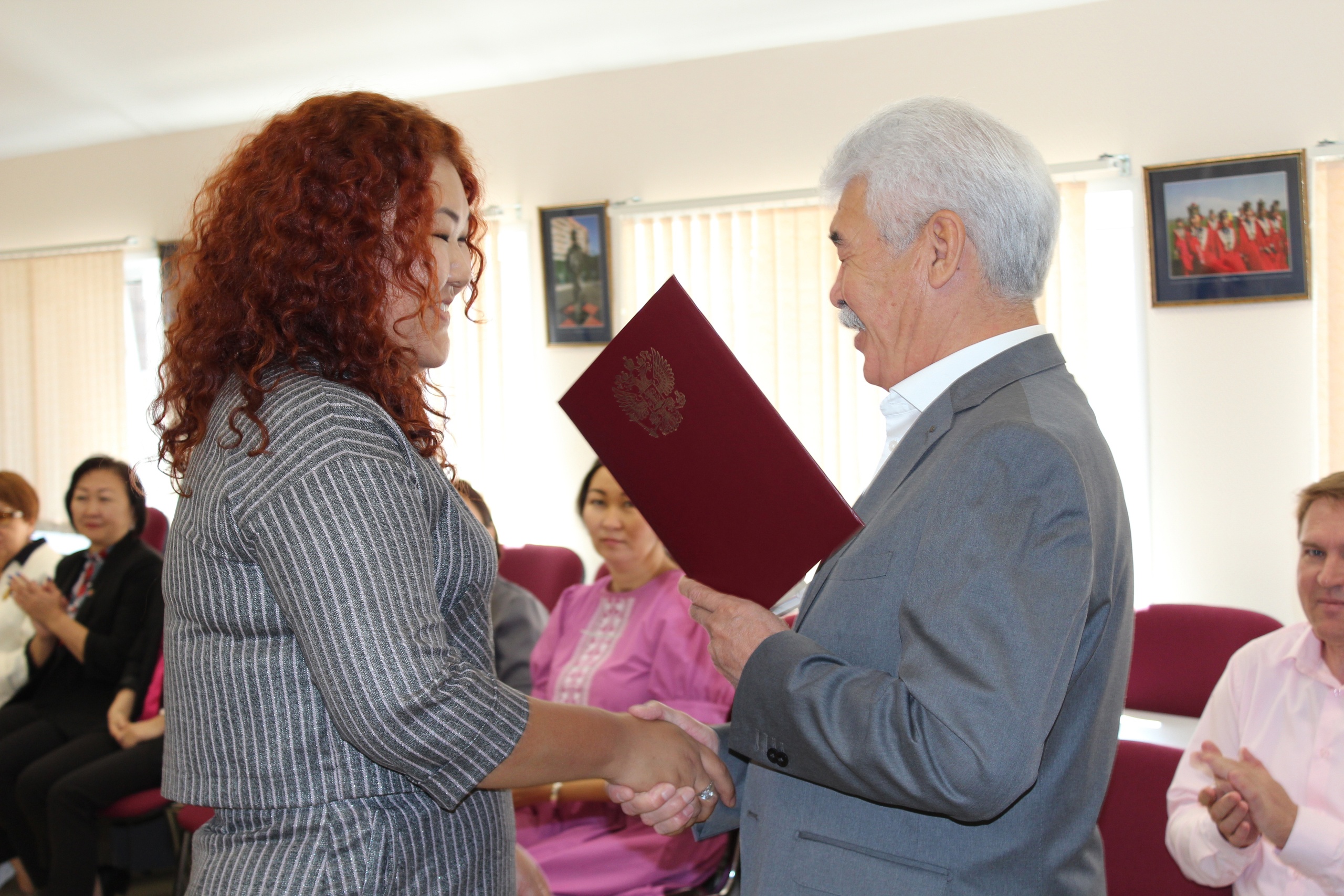 ПФР признал 6 работодателей Элисты лучшими в стране