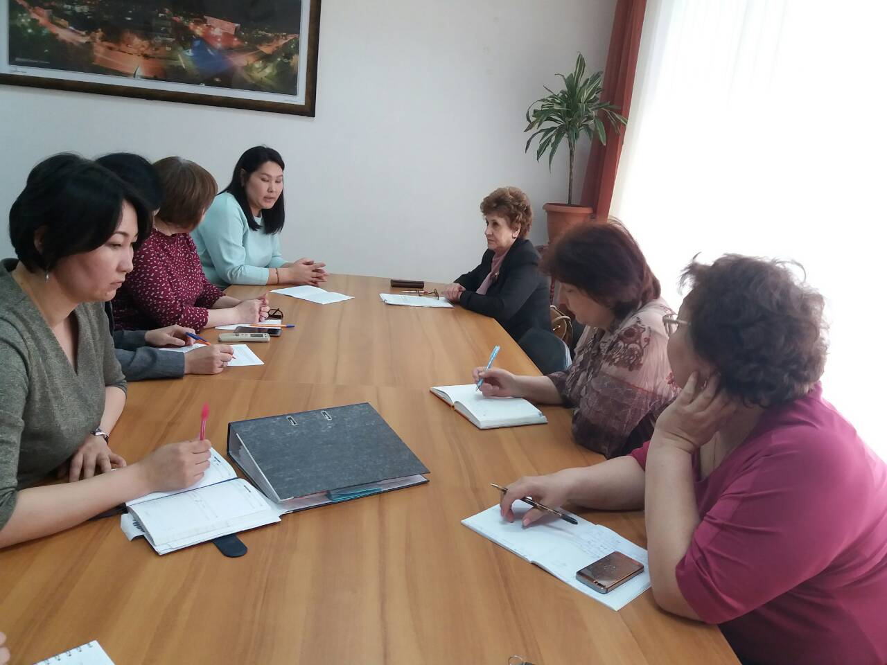 В столичном УПФР прошла встреча с представителями Национального архива РК