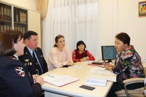 В столичном УПФР состоялся круглый стол по теме «Материнский (семейный) капитал»