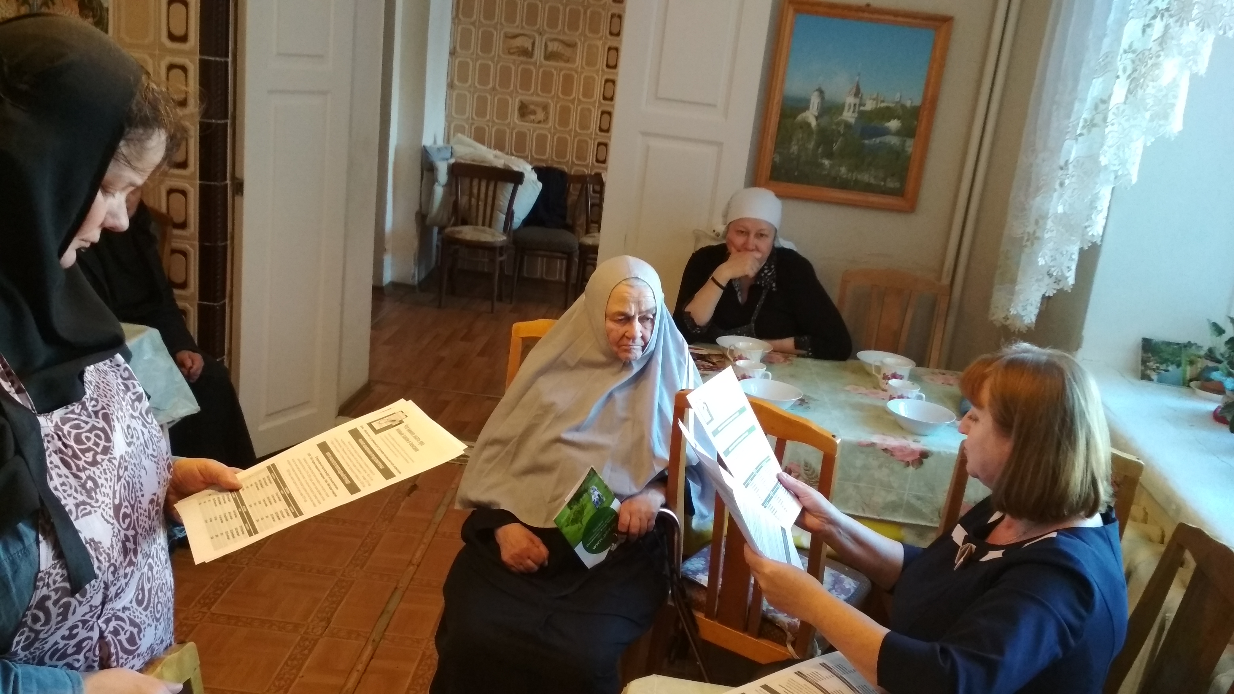 Сотрудники Управления ПФР  в Козельском районе провели прием граждан в женском монастыре