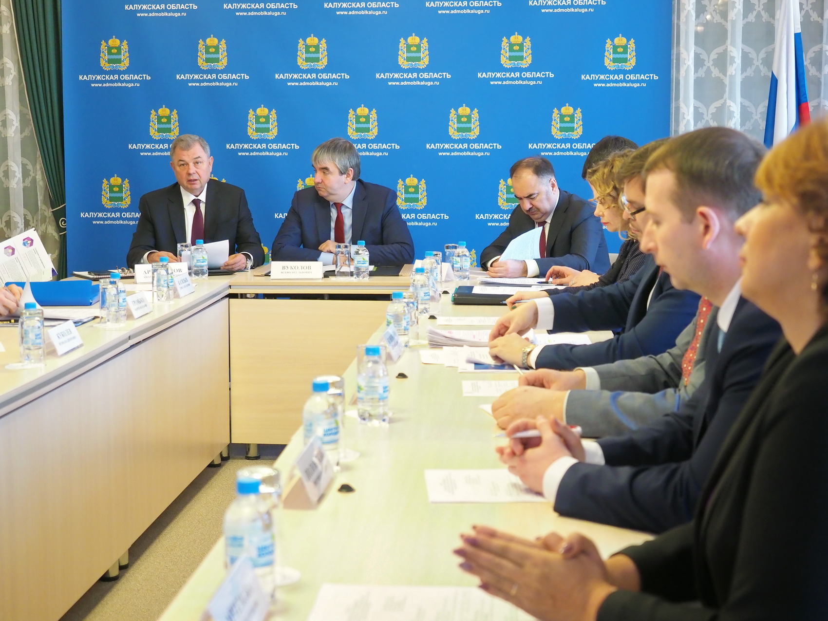 В Калужском регионе состоялось совещание руководителей Пенсионного фонда России и Федеральной службы по труду и занятости  по вопросу порядка подтверждения статуса предпенсионера.