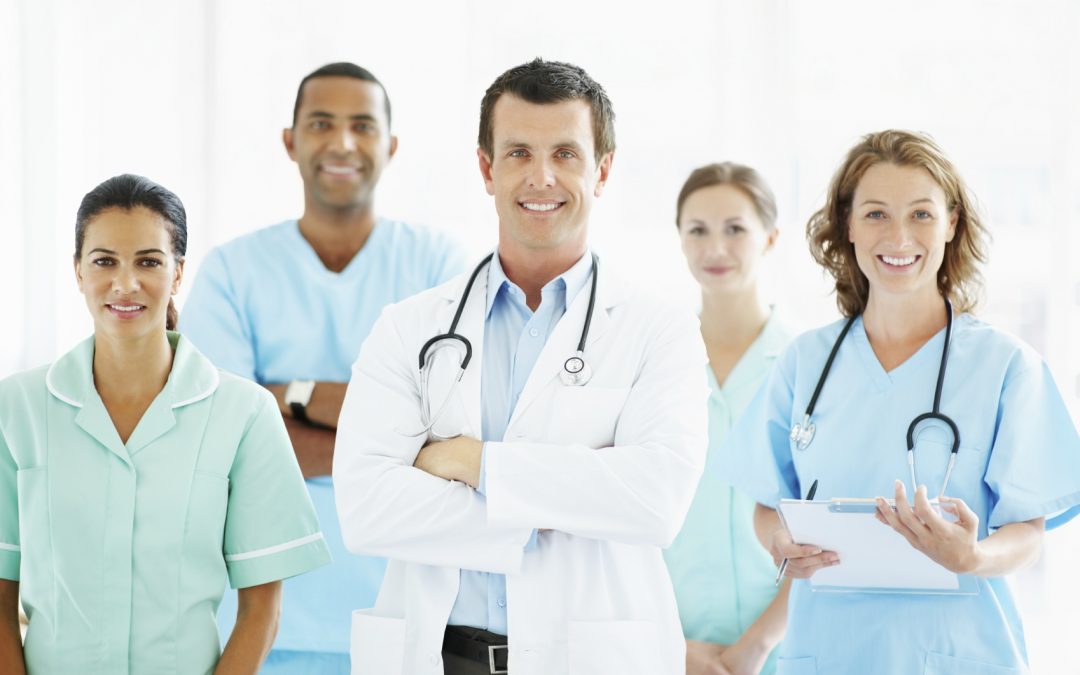 Более 5000 медицинских работников получают досрочную пенсию, из них женщин 4409, а мужчин 594.