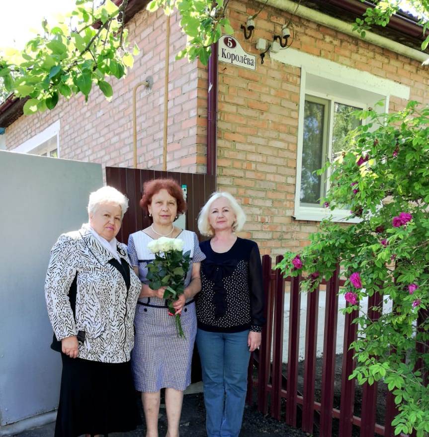 Сотрудники Управлений ПФР не забывают своих бывших коллег.