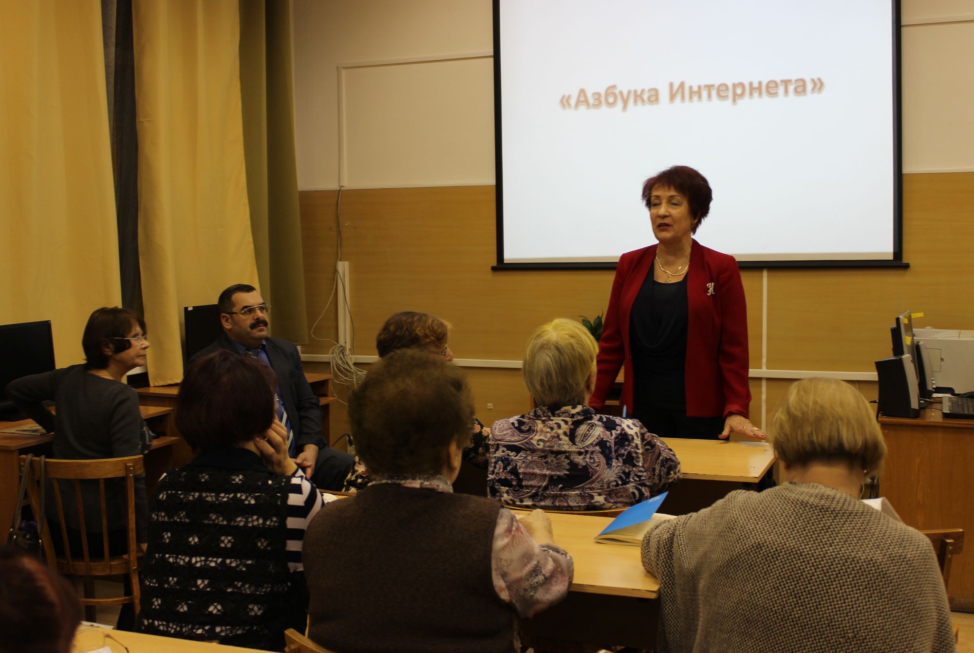 Новое развитие получили компьютерные курсы  для пенсионеров Карелии