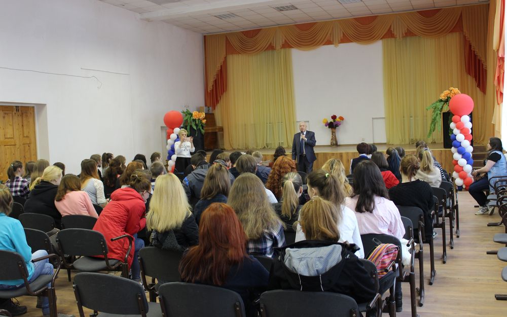  Молодежь и пенсионеры Сортавалы встретились с руководителем  Пенсионного фонда Карелии