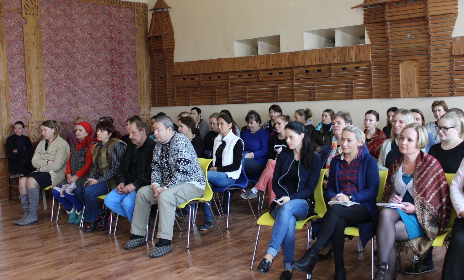 Жители Олонца расспросили руководителя ПФ Карелии о действующем пенсионном законодательстве  и предстоящих в нем изменениях