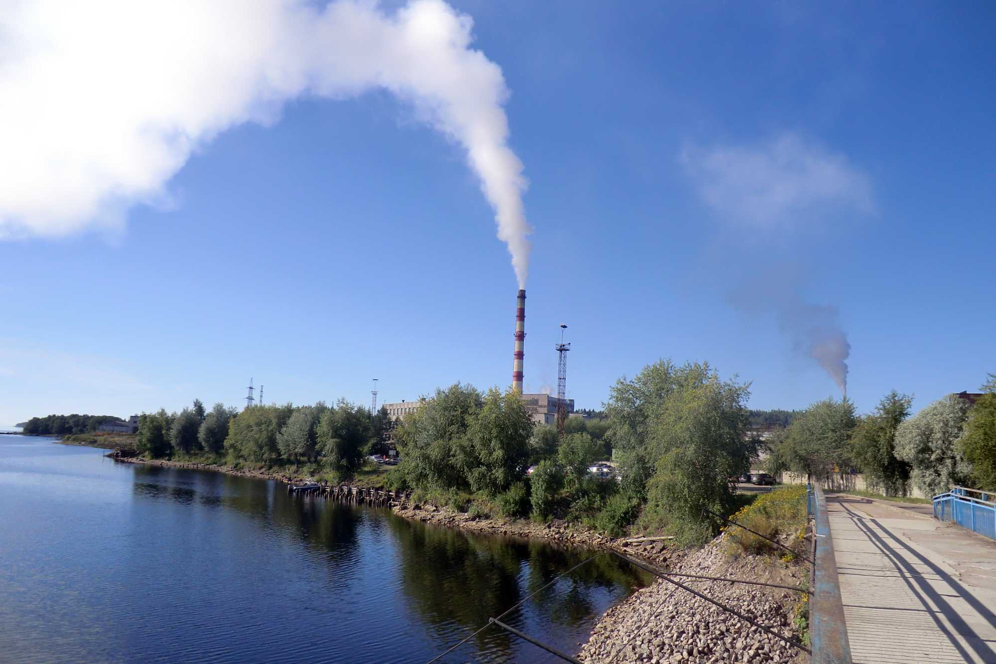 На целлюлозно-бумажном заводе Питкяранты полным ходом ликвидируется  пенсионная безграмотность