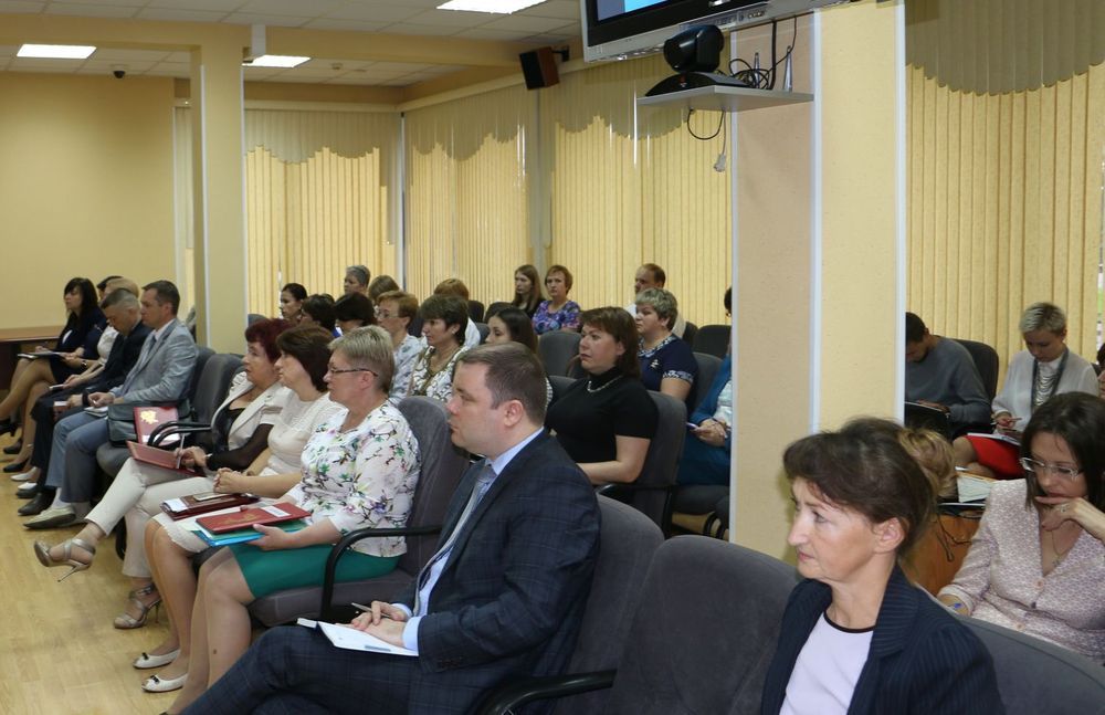 Пенсионный фонд Карелии провел совещание  с руководителями  территориальных органов