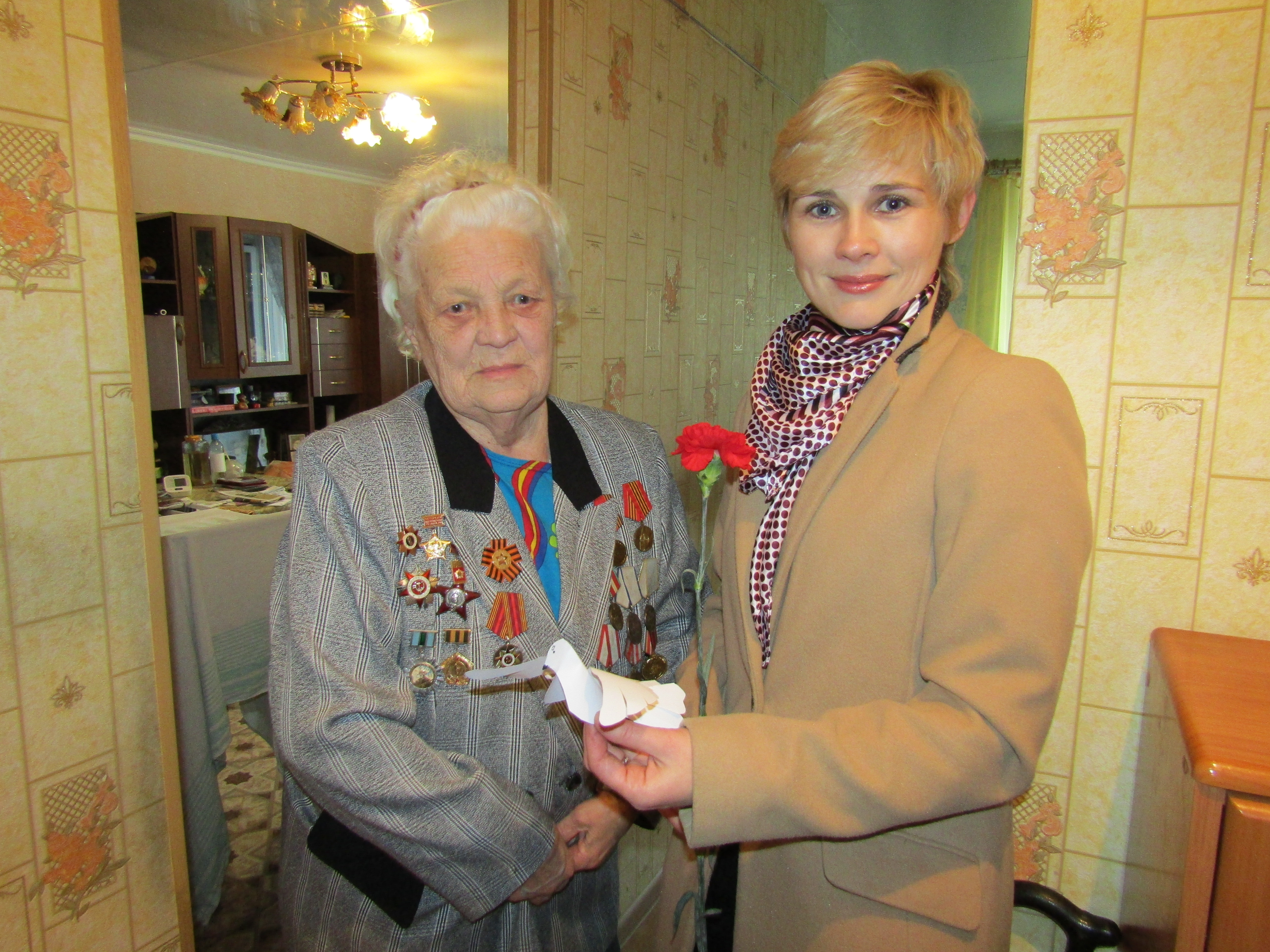 Клиентская служба Пенсионного фонда в Пудоже присоединилась к акции «Белый голубь»