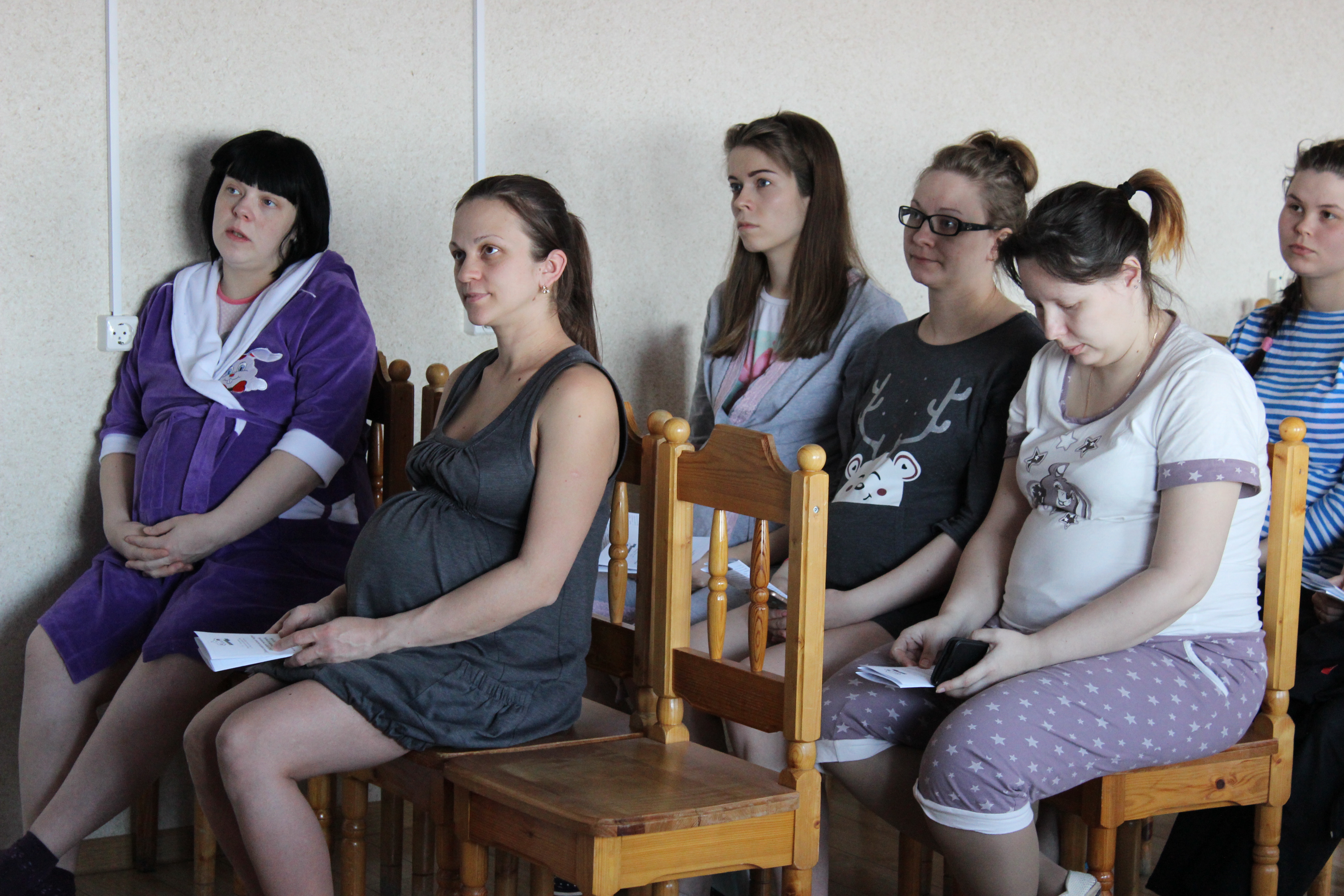 Специалист ОПФР по Карелии рассказала будущим мамам о новых возможностях использования материнского капитала