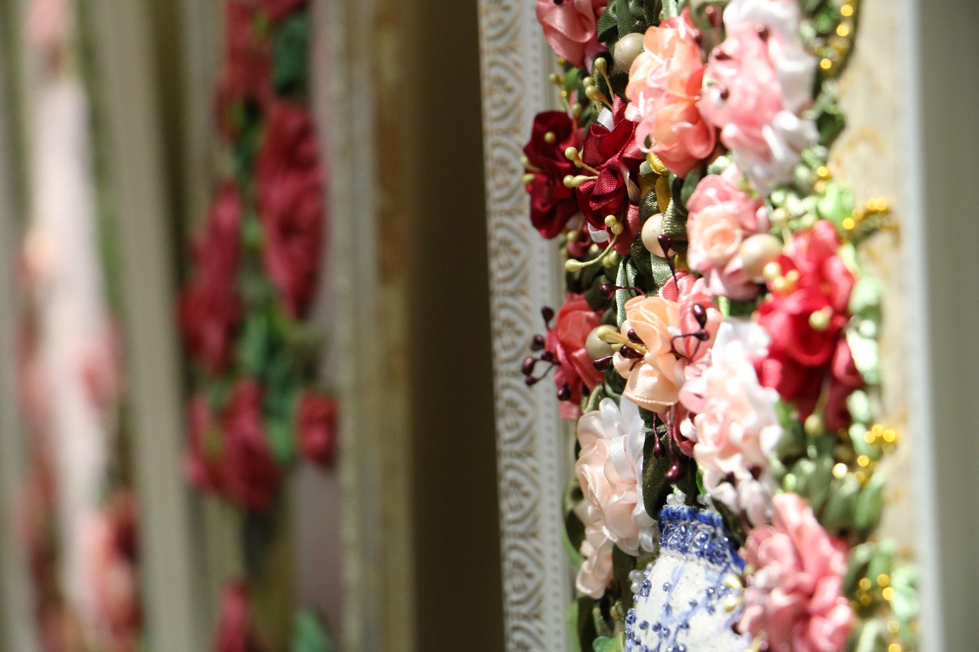 Шик, шелк, красота – успейте посетить Национальную библиотеку Карелии