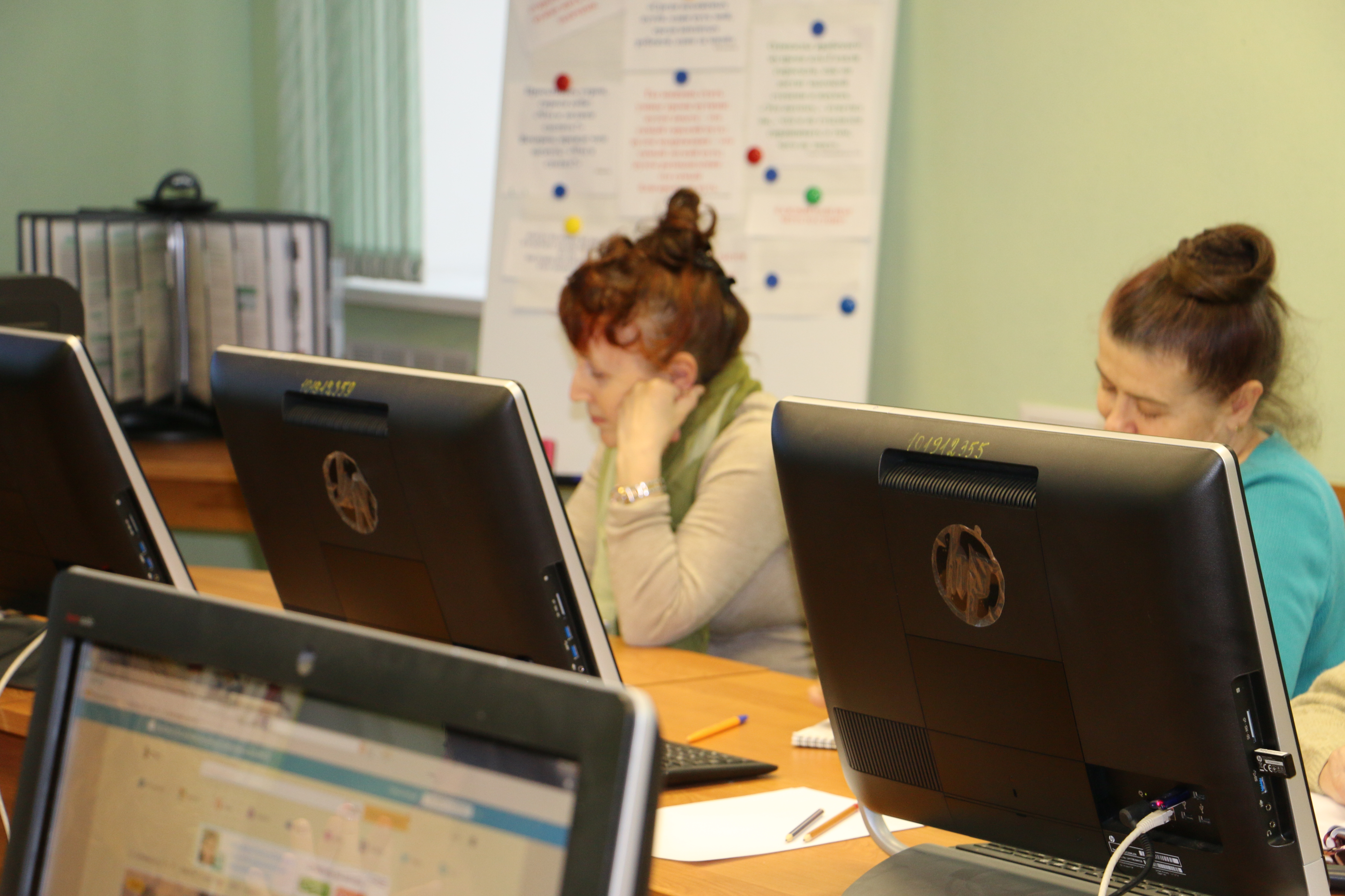  Пенсионный фонд Карелии своими силами обучает компьютерным навыкам старшее поколение