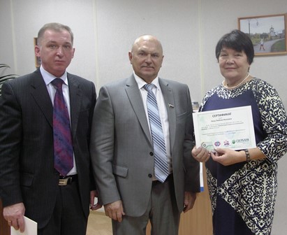 Пенсионеры Хакасии обучаются компьютерной грамотности