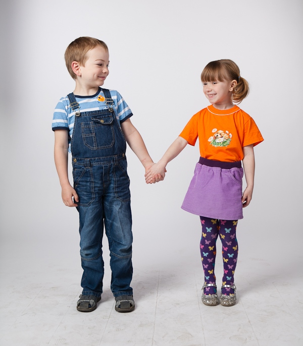 Следует поспешить