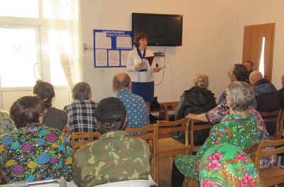 Управления ПФР в Кемеровской области представляют: Сотрудники Пенсионного фонда посетили дом-интернат