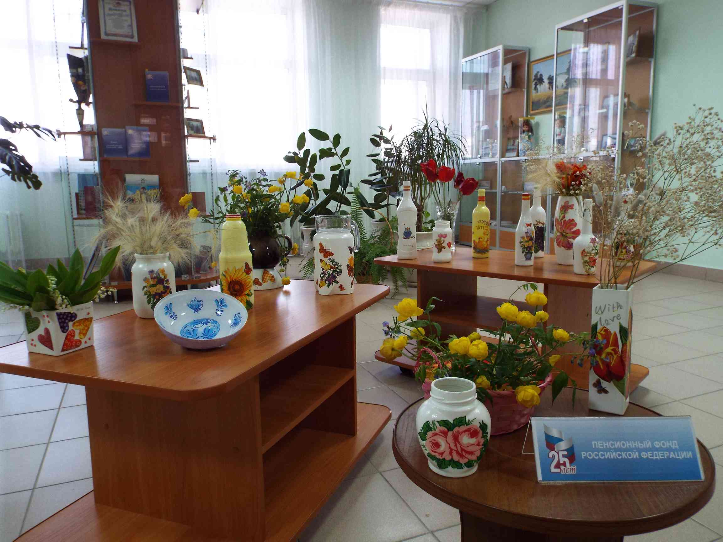 Декупаж, квиллинг и другие творческие пробы работников Пенсионного фонда