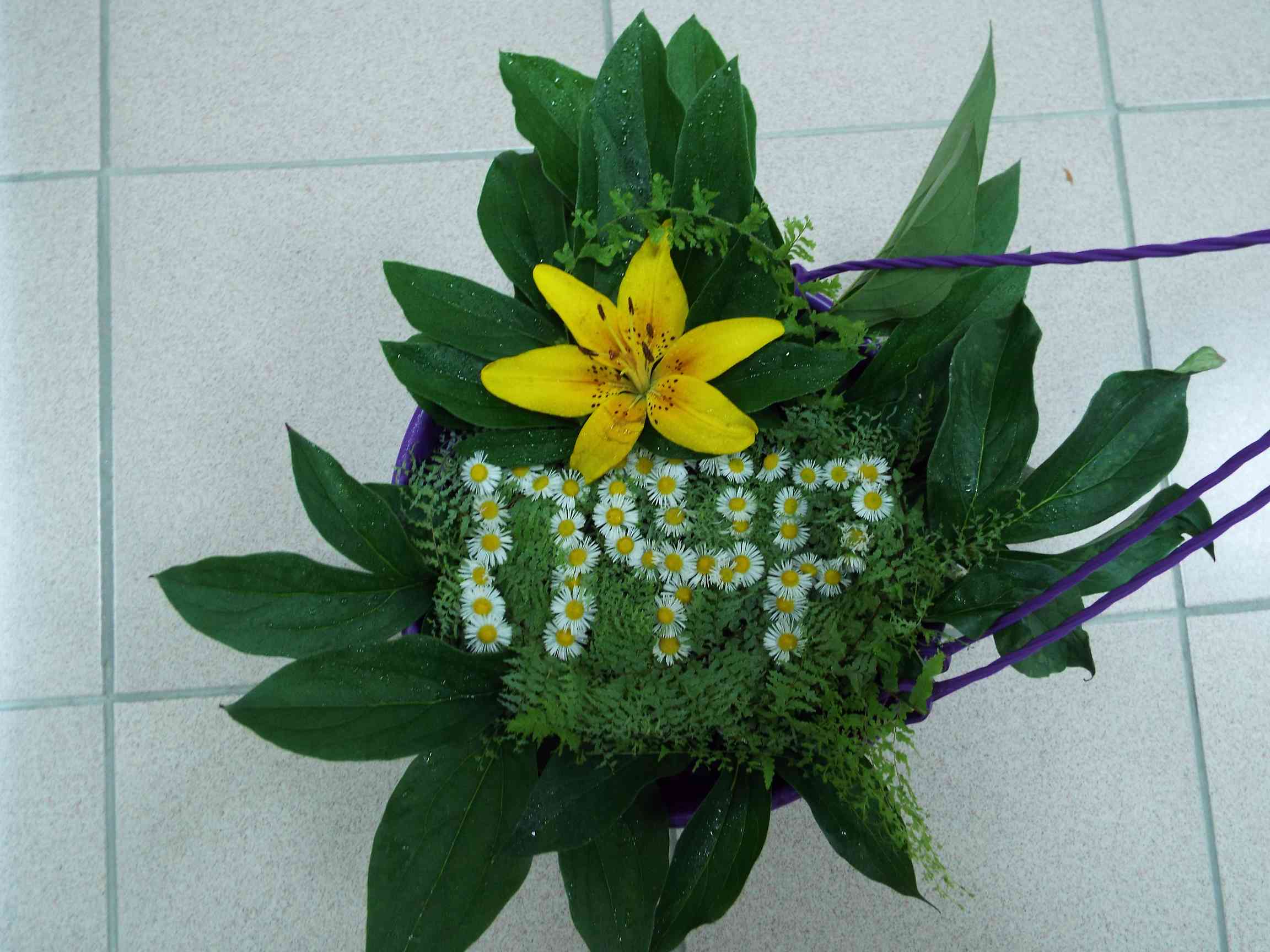 Год шагает юбилейный