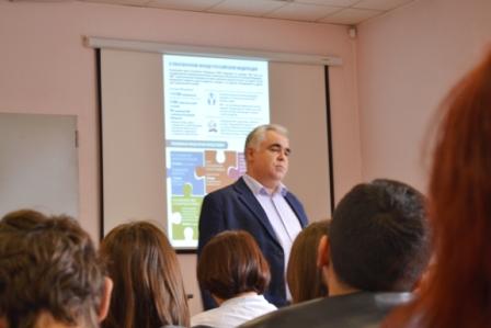 В Раменском студентам о пенсиях рассказал начальник Управления ПФР Евгений Сурский  