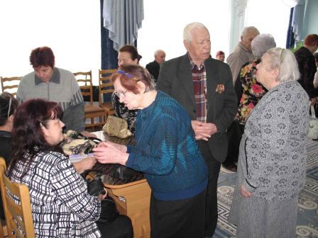 Ветераны и инвалиды Серпухова поблагодарили сотрудников Управления ПФР № 11 за проводимую работу