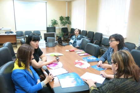 Юная журналистка из Серпуховского городского социально-реабилитационного Центра для несовершеннолетних взяла интервью у представителя Пенсионного фонда 