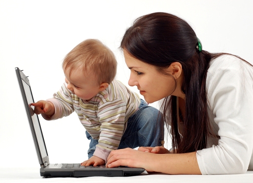 К материнскому  капиталу через электронные сервисы