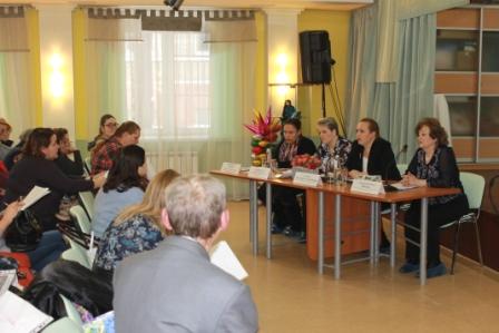В Восточном округе столицы проводятся встречи с представителями общественных объединений многодетных и приемных семей