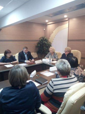 В Восточном округе Москвы проходят совместные совещания представителей ПФР, социальной защиты населения и МФЦ по вопросам нового федерального законодательства 