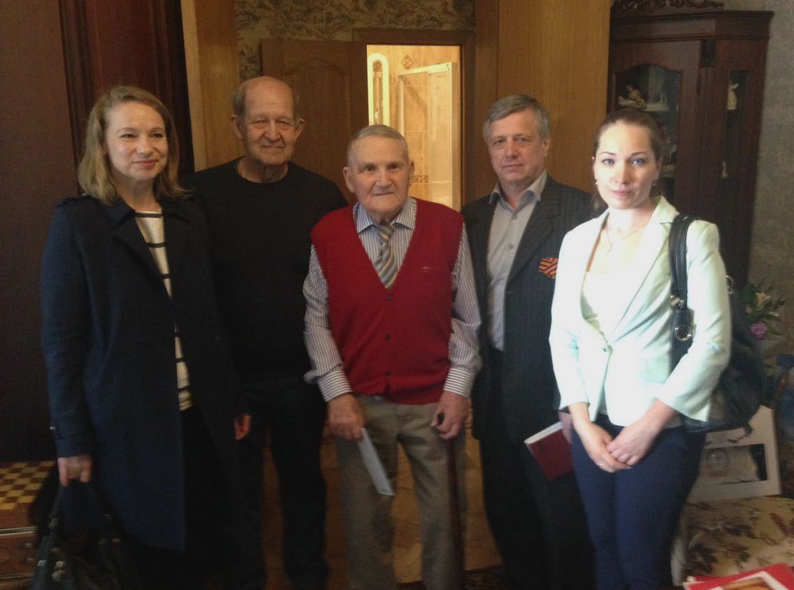 В Сокольниках с Днем Победы и 95-летием поздравили Героя Российской Федерации Александра Петровича Андреева