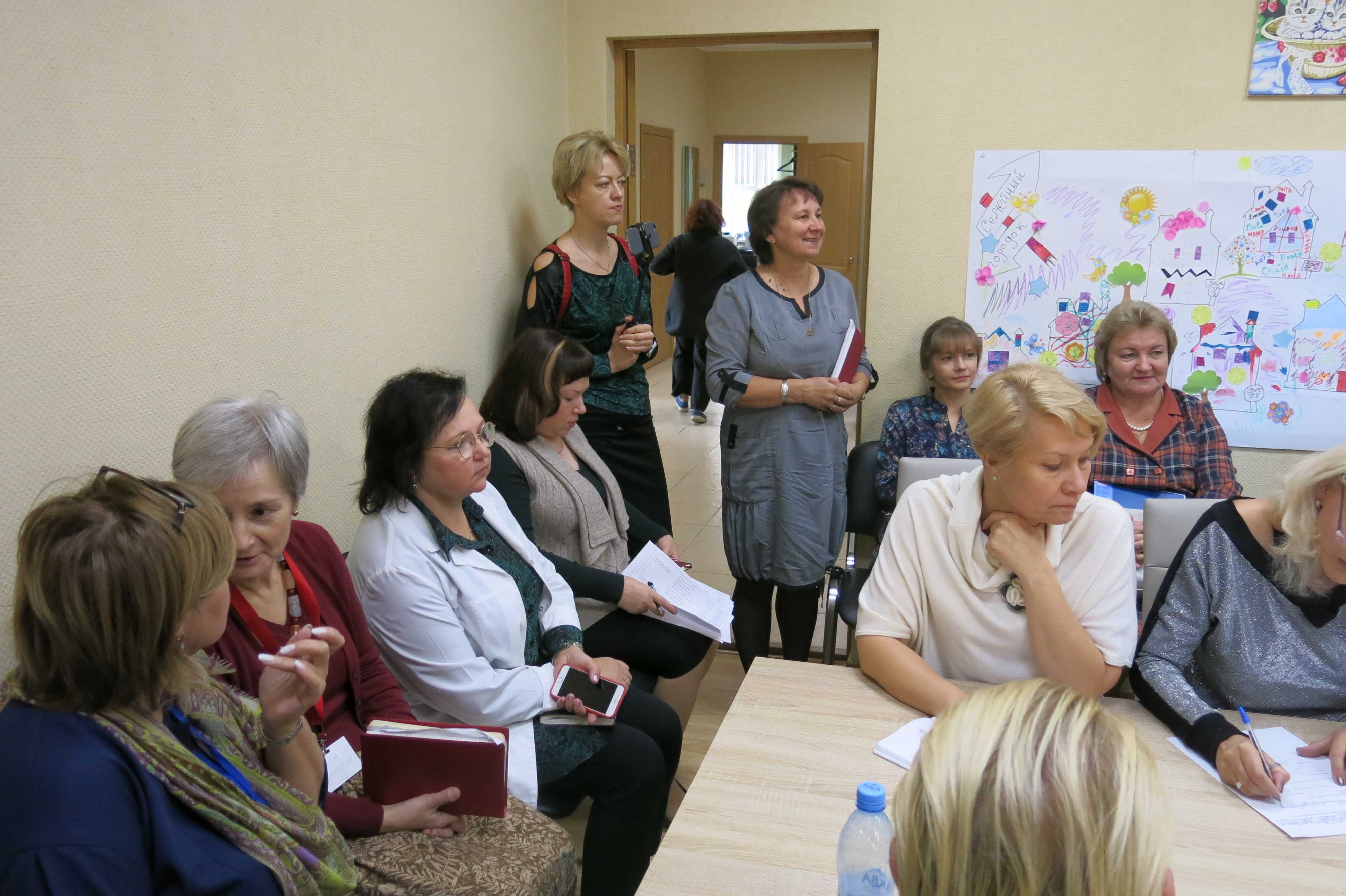 Выездная консультация в Семейном городке для приемных родителей в Серпуховском районе 