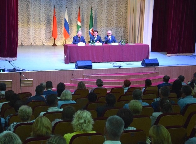 Начальник УПФР №20 приняла участие во встрече жителей с главой Наро-Фоминского района