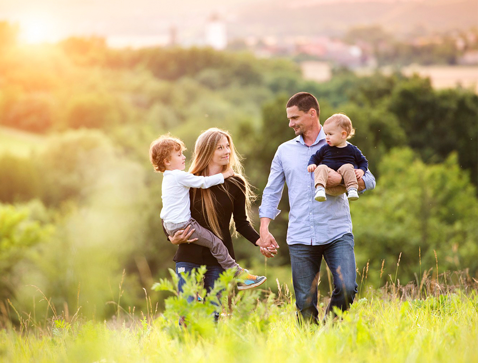 Сто одиннадцать миллиардов 443 миллиона рублей семьям Московского региона 