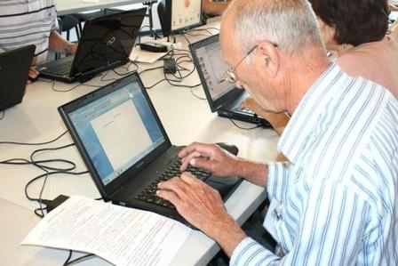 С 2016 года работающие пенсионеры будут получать страховую пенсию без учета индексации