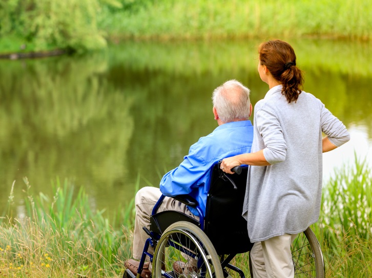 Особенности выплаты пенсии несовершеннолетним и недееспособным пенсионерам